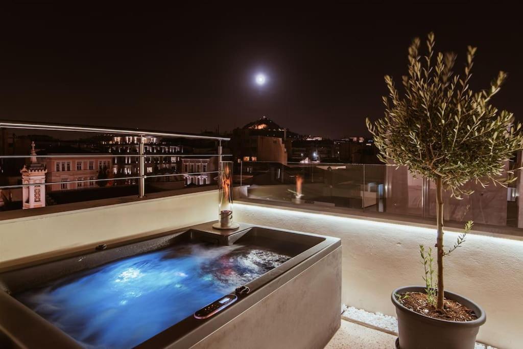 Ferienwohnung Heated Plunge Pool & Firepit Acropolis Penthouse Athen Exterior foto