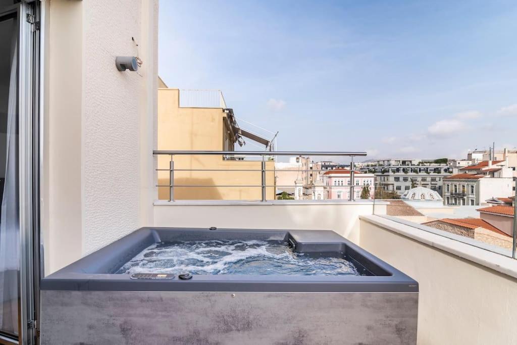 Ferienwohnung Heated Plunge Pool & Firepit Acropolis Penthouse Athen Exterior foto